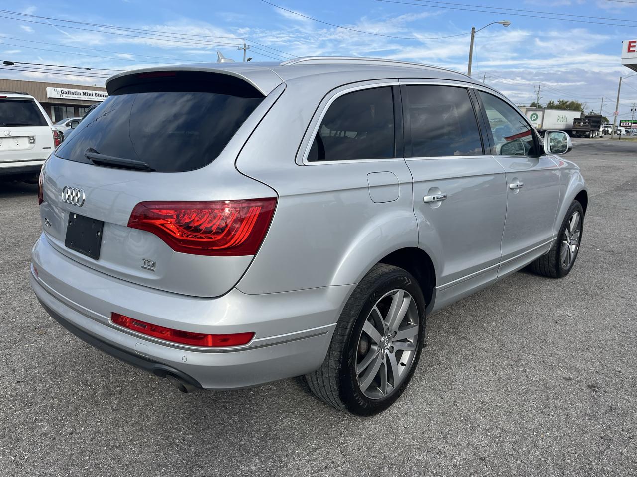 Audi Q7 quattro 4dr 3.0L TDI Prestige 2011