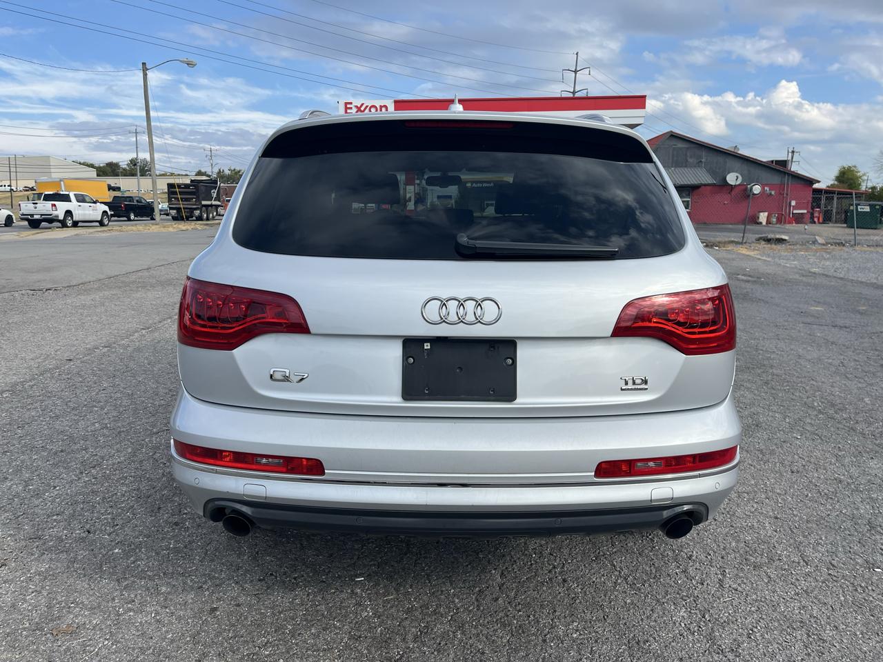 Audi Q7 quattro 4dr 3.0L TDI Prestige 2011