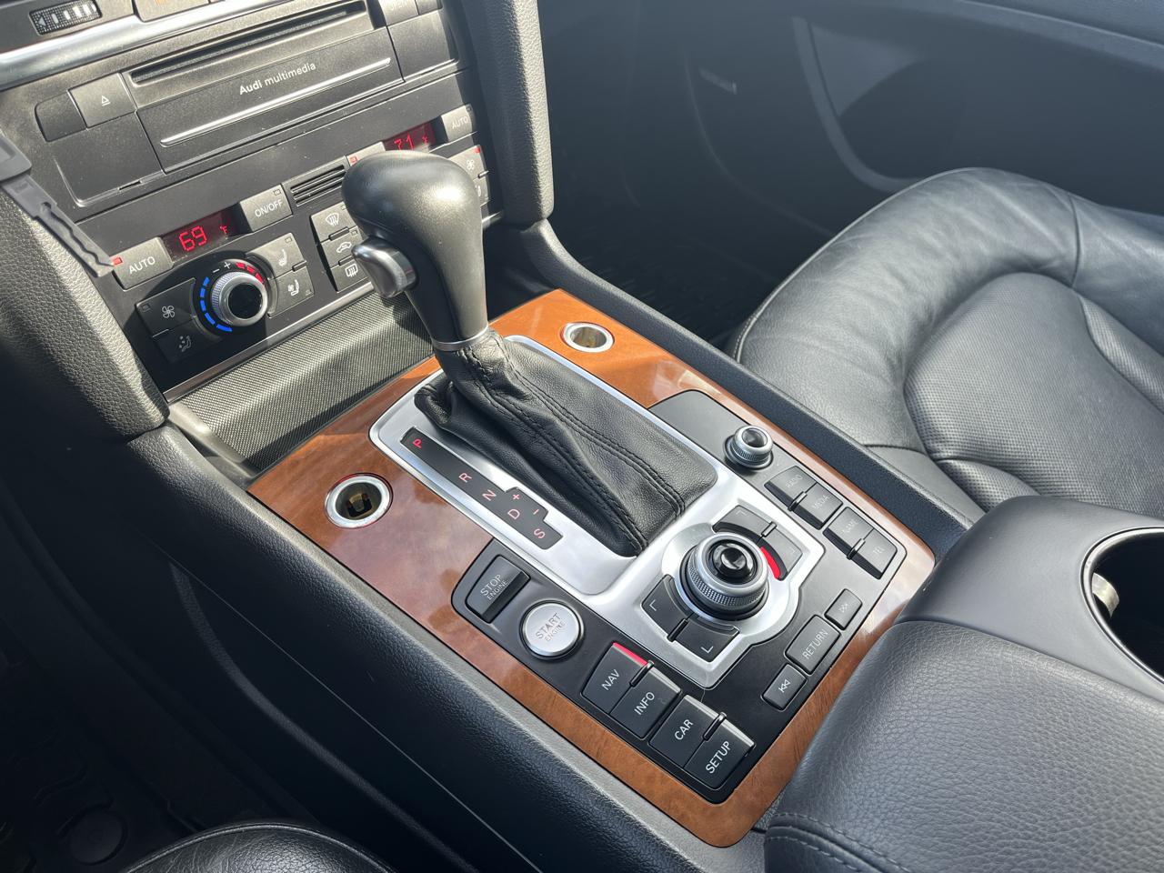 Audi Q7 quattro 4dr 3.0L TDI Prestige 2011