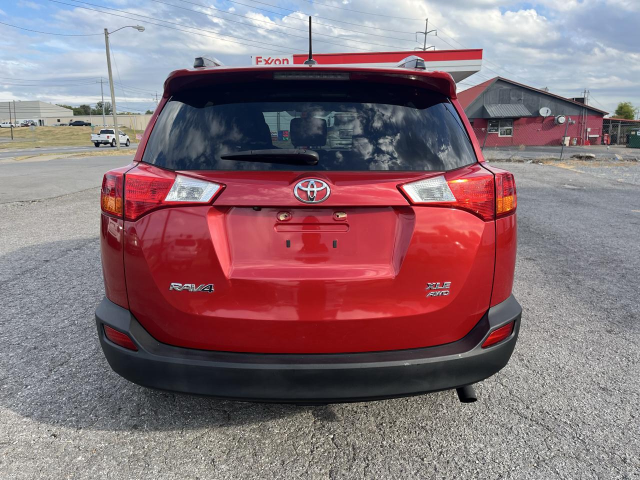 Toyota RAV4 AWD 4dr XLE (Natl) 2015