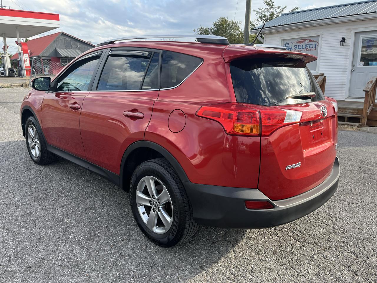 Toyota RAV4 AWD 4dr XLE (Natl) 2015