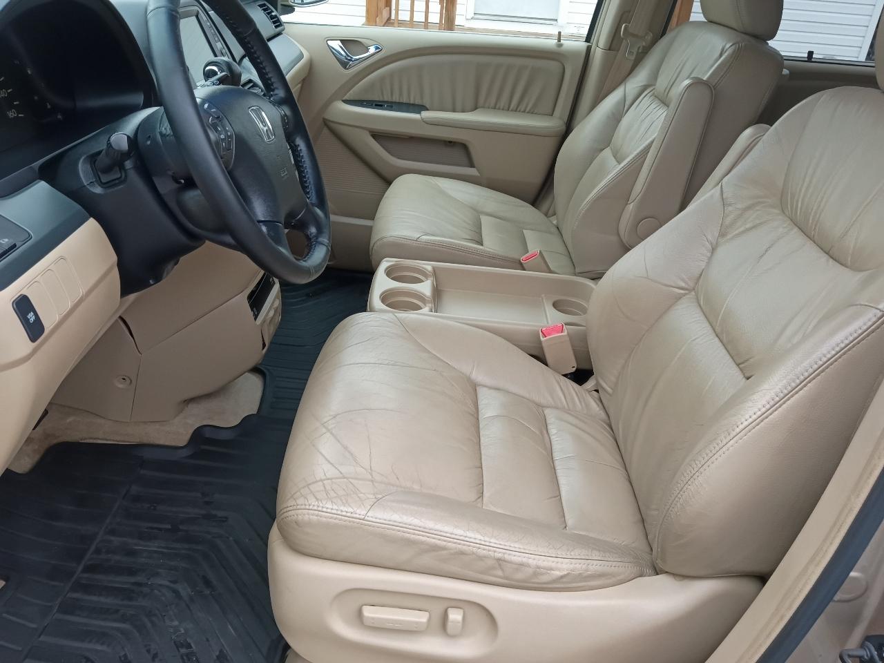 Honda Odyssey 5dr EX-L AT with RES 2006