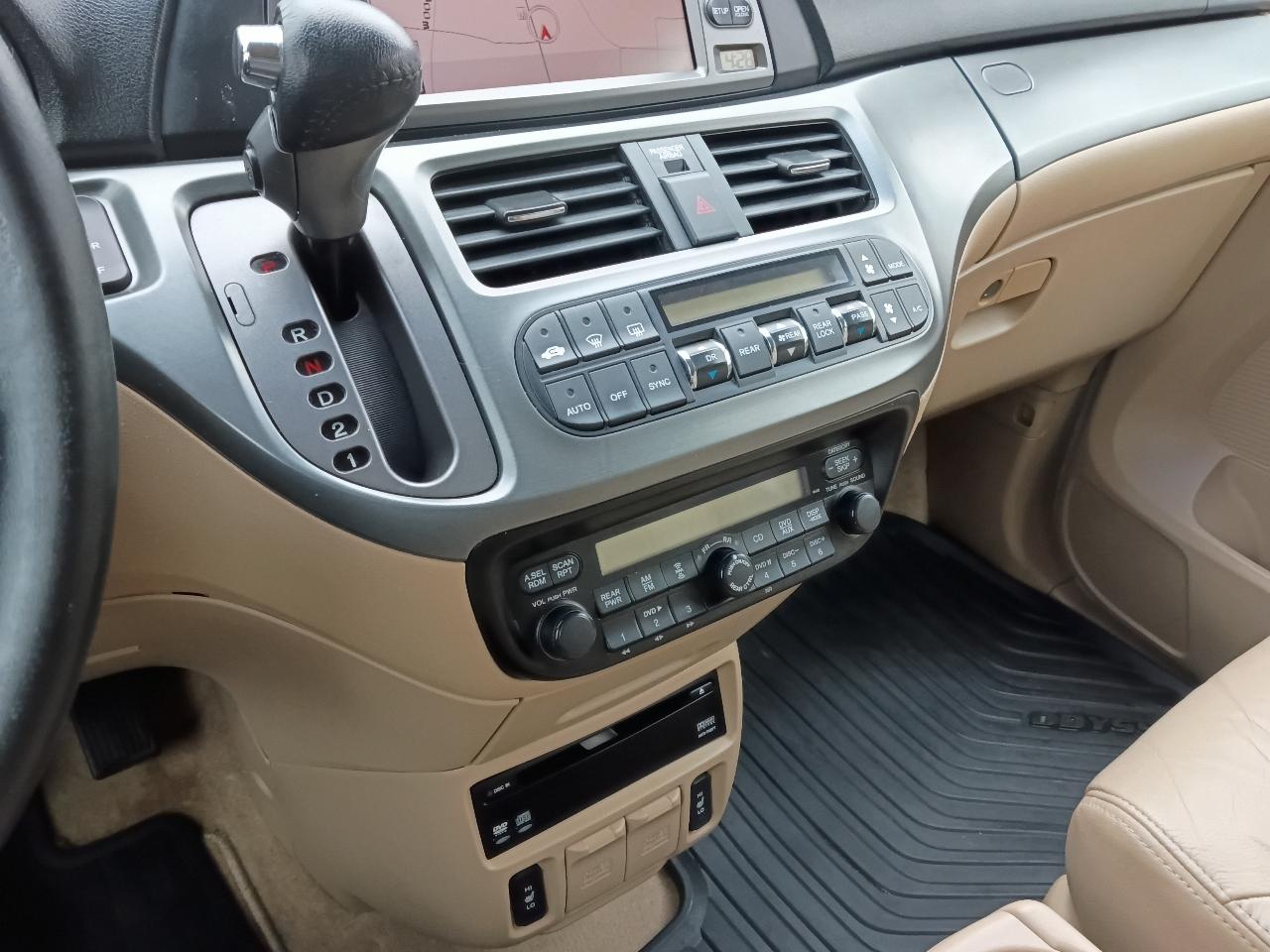 Honda Odyssey 5dr EX-L AT with RES 2006
