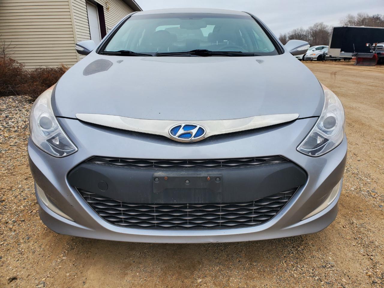 Hyundai Sonata Hybrid 4dr Sdn 2015