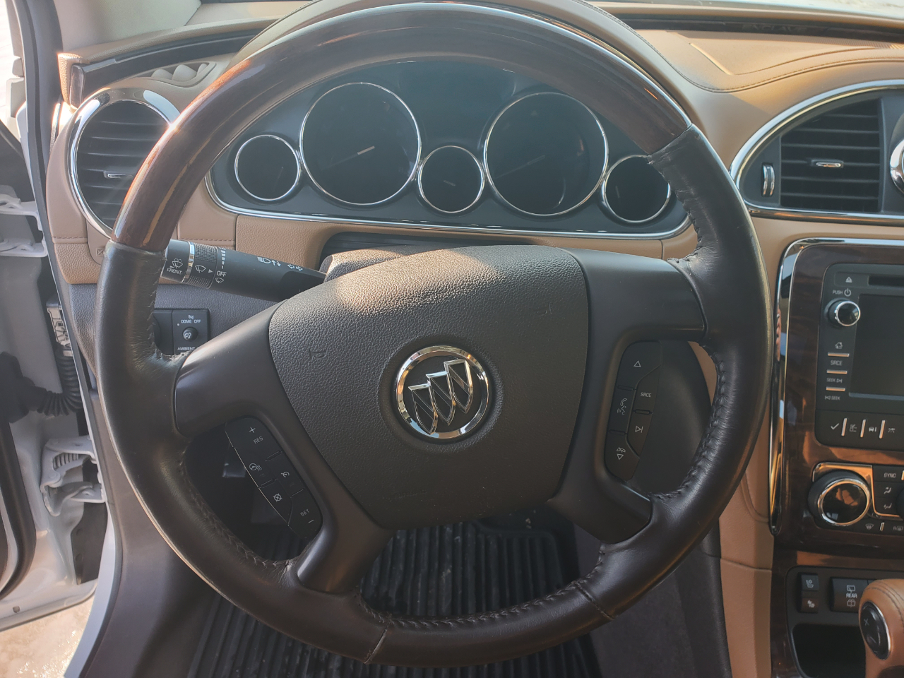 Buick Enclave AWD 4dr Premium 2017