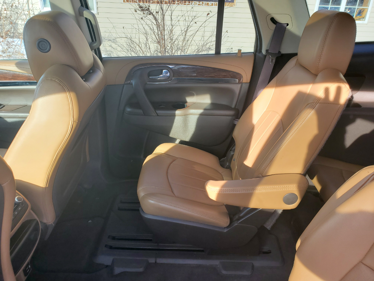 Buick Enclave AWD 4dr Premium 2017