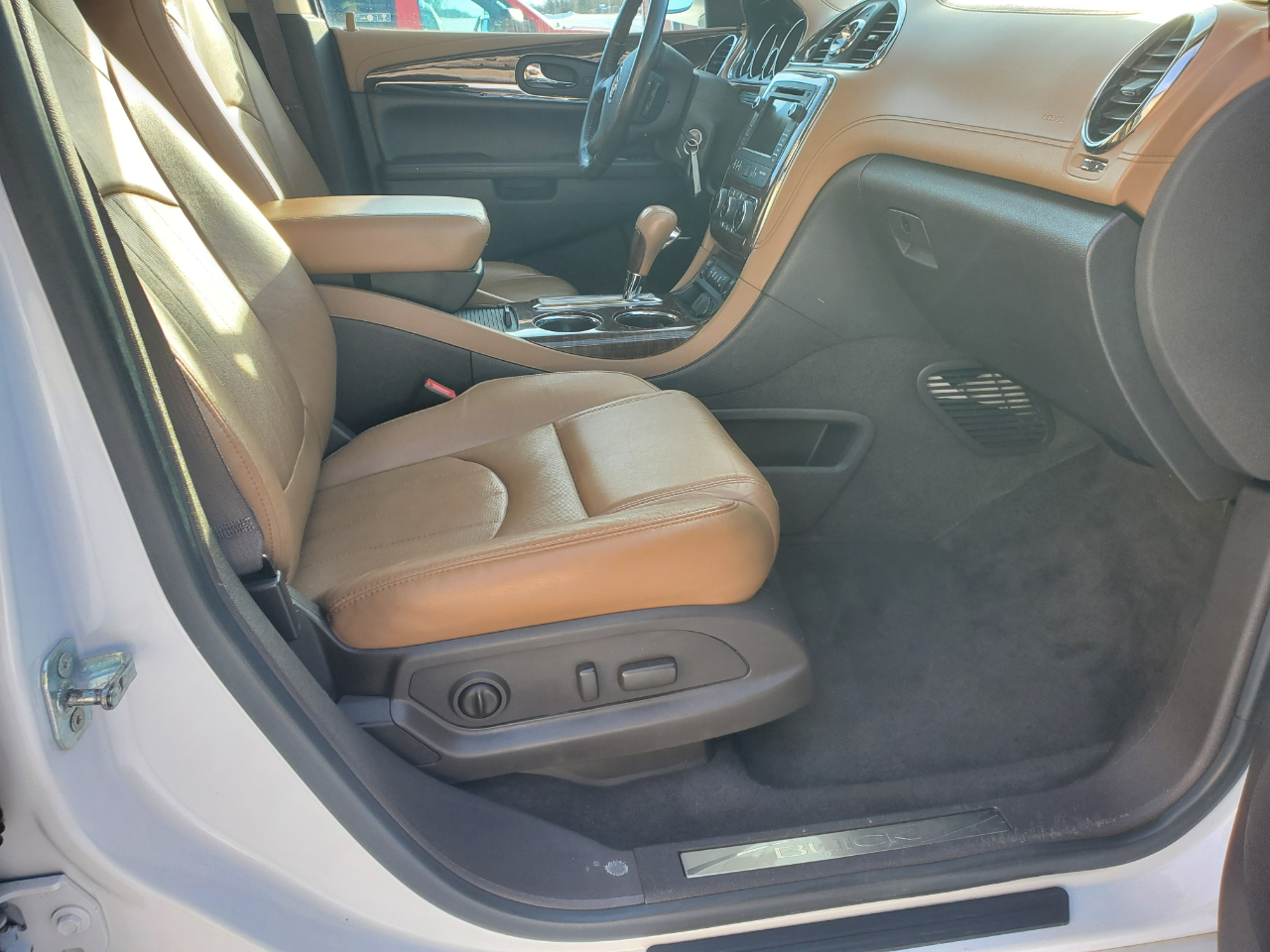 Buick Enclave AWD 4dr Premium 2017