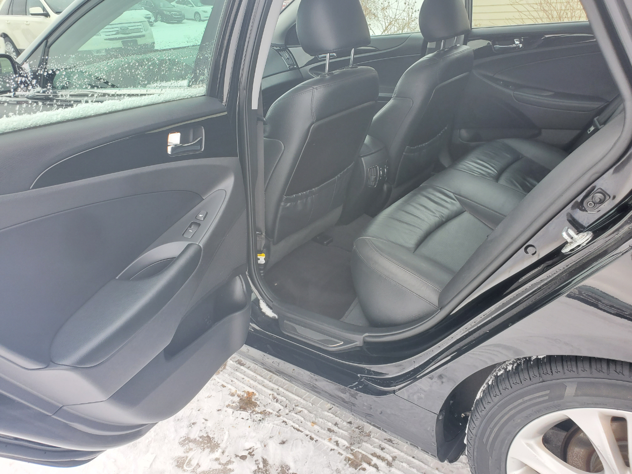 Hyundai Sonata 4dr Sdn 2.4L Auto Limited 2013