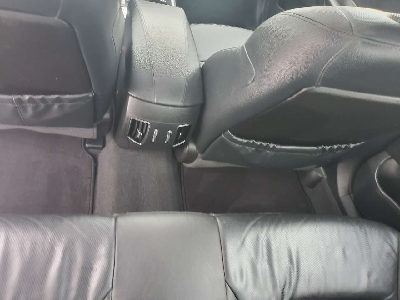 Hyundai Sonata 4dr Sdn 2.4L Auto Limited 2013