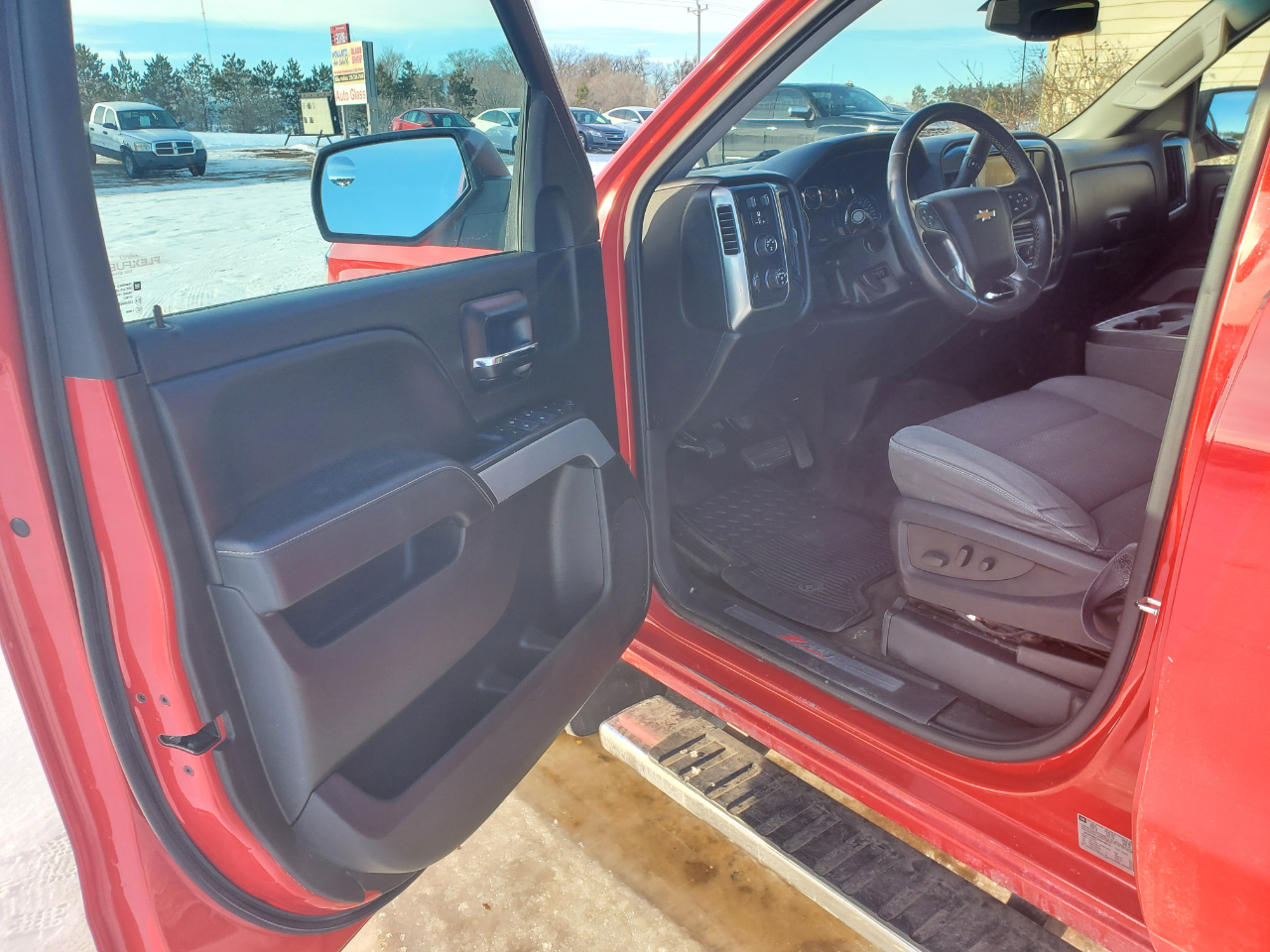 Chevrolet Silverado 1500 4WD Crew Cab 143.5" LT w/2LT 2014