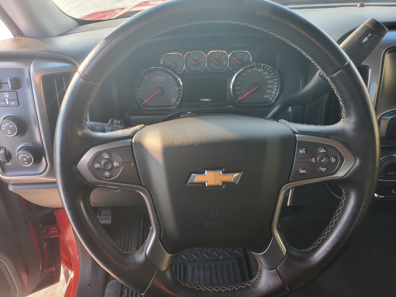 Chevrolet Silverado 1500 4WD Crew Cab 143.5" LT w/2LT 2014