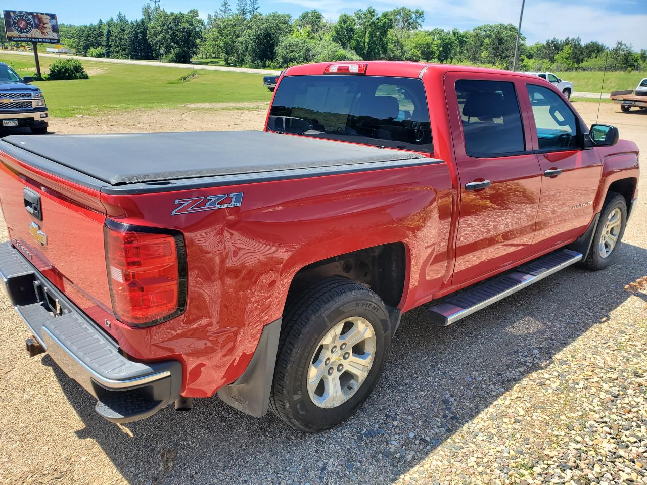 Chevrolet Silverado 1500 4WD Crew Cab 143.5" LT w/2LT 2014
