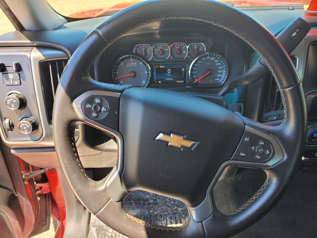 Chevrolet Silverado 1500 4WD Crew Cab 143.5" LT w/2LT 2014
