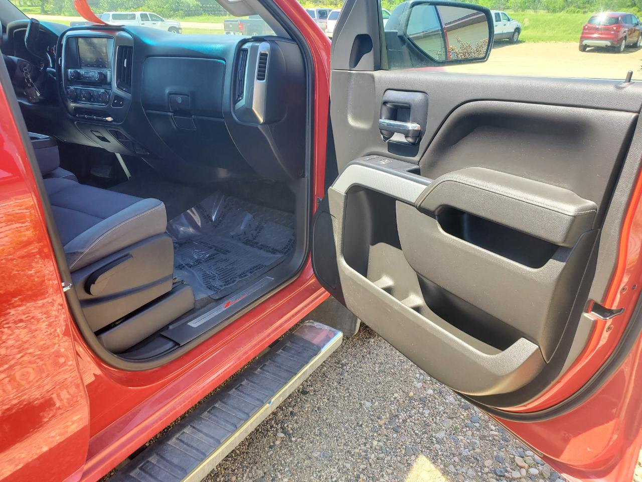 Chevrolet Silverado 1500 4WD Crew Cab 143.5" LT w/2LT 2014