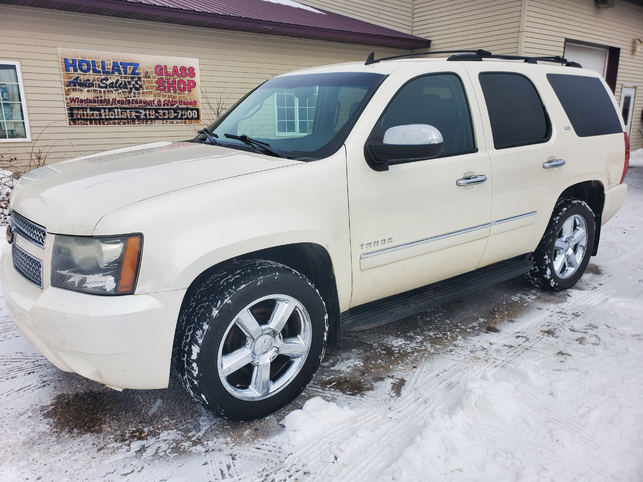 2011 Chevrolet Tahoe 4WD 4dr 1500 LTZ