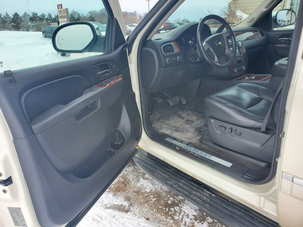 Chevrolet Tahoe 4WD 4dr 1500 LTZ 2011