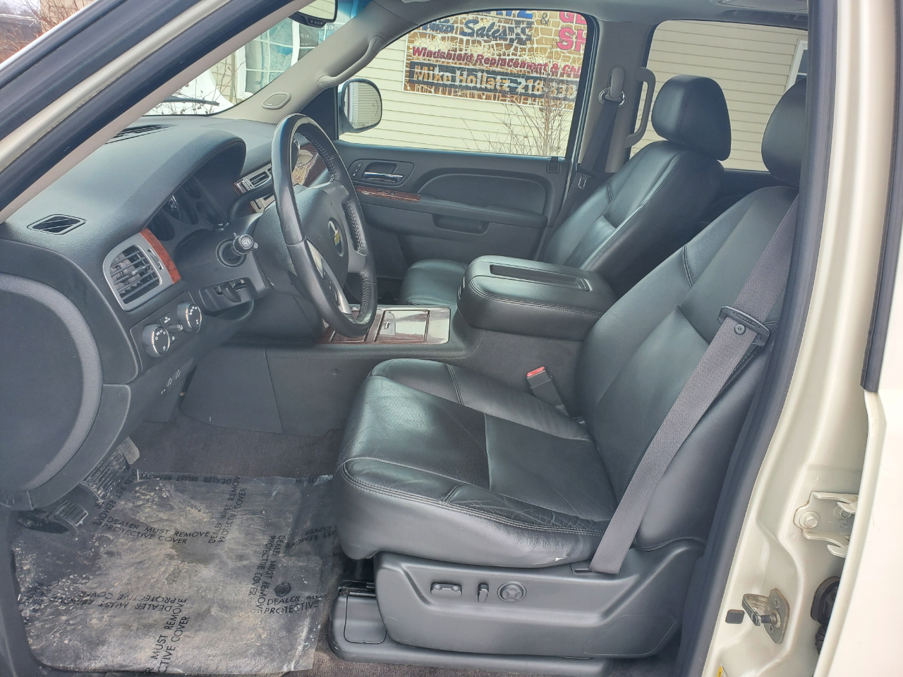 Chevrolet Tahoe 4WD 4dr 1500 LTZ 2011