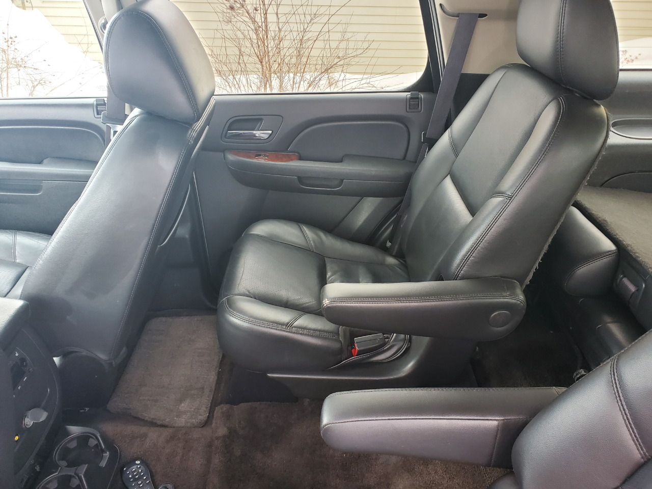 Chevrolet Tahoe 4WD 4dr 1500 LTZ 2011