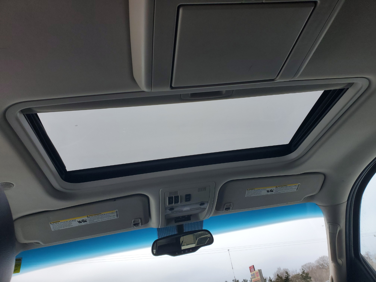 Chevrolet Tahoe 4WD 4dr 1500 LTZ 2011