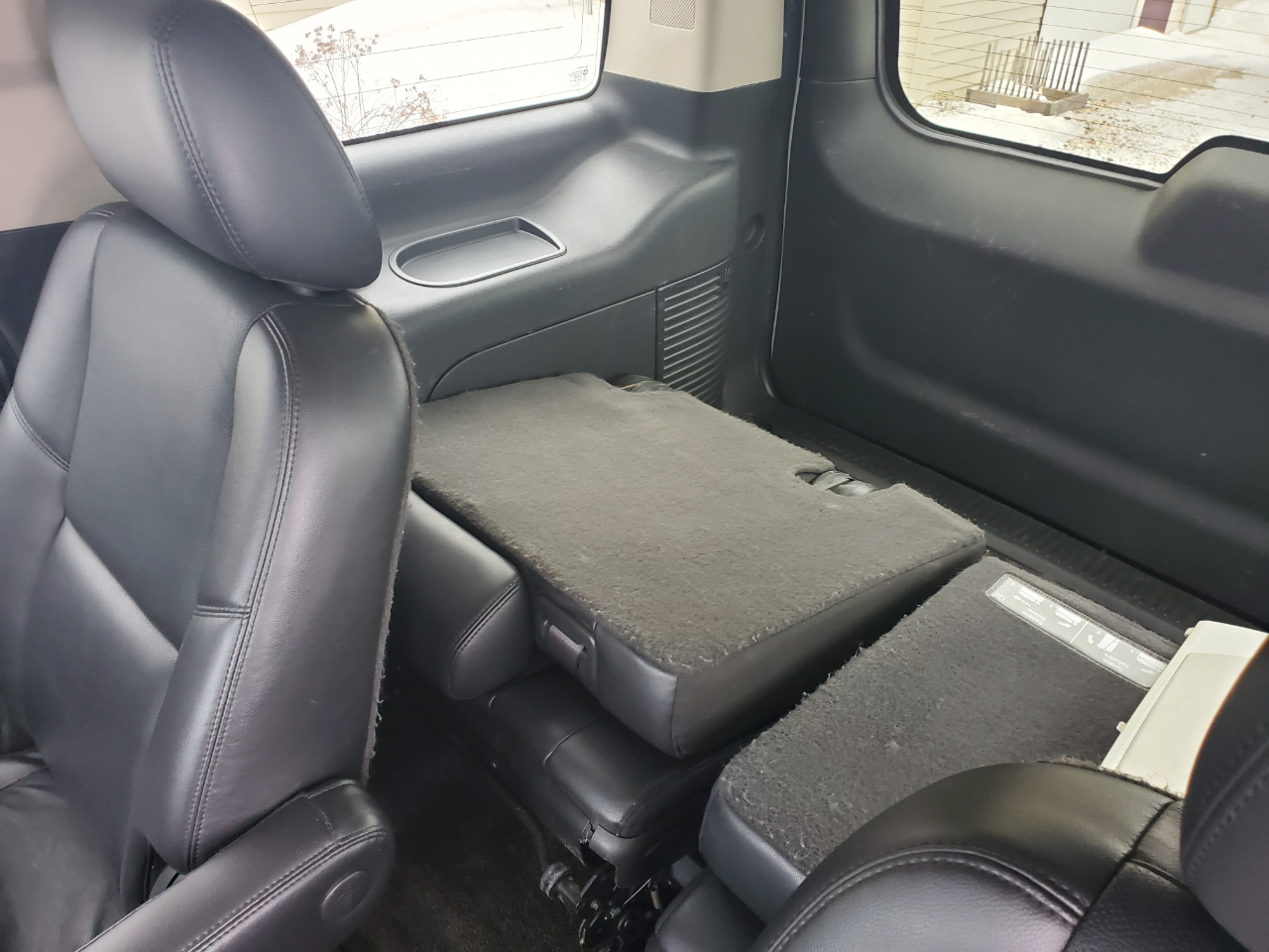 Chevrolet Tahoe 4WD 4dr 1500 LTZ 2011