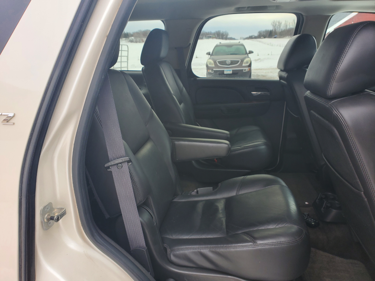 Chevrolet Tahoe 4WD 4dr 1500 LTZ 2011