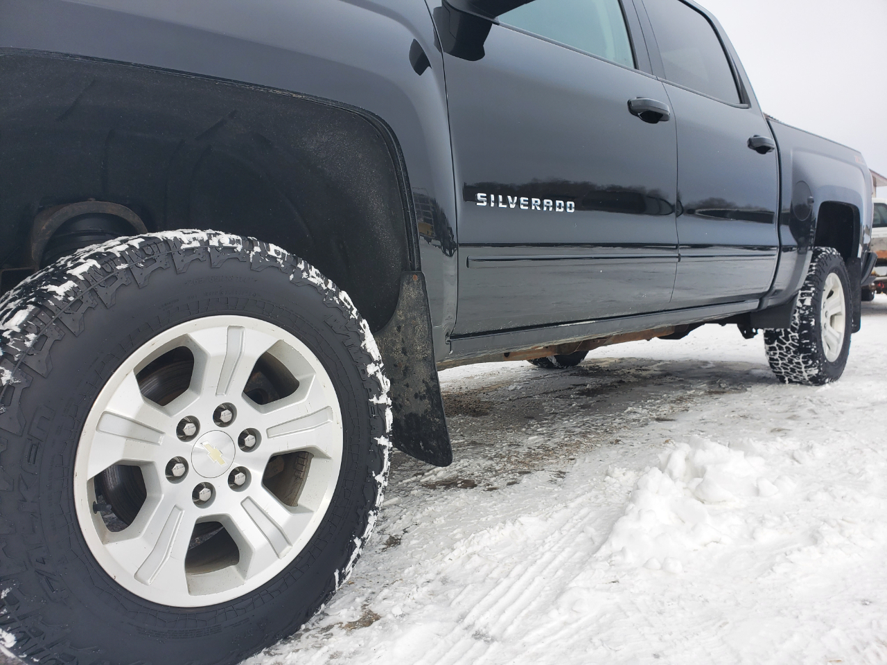 Chevrolet Silverado 1500 4WD Crew Cab 143.5" LT w/2LT 2016