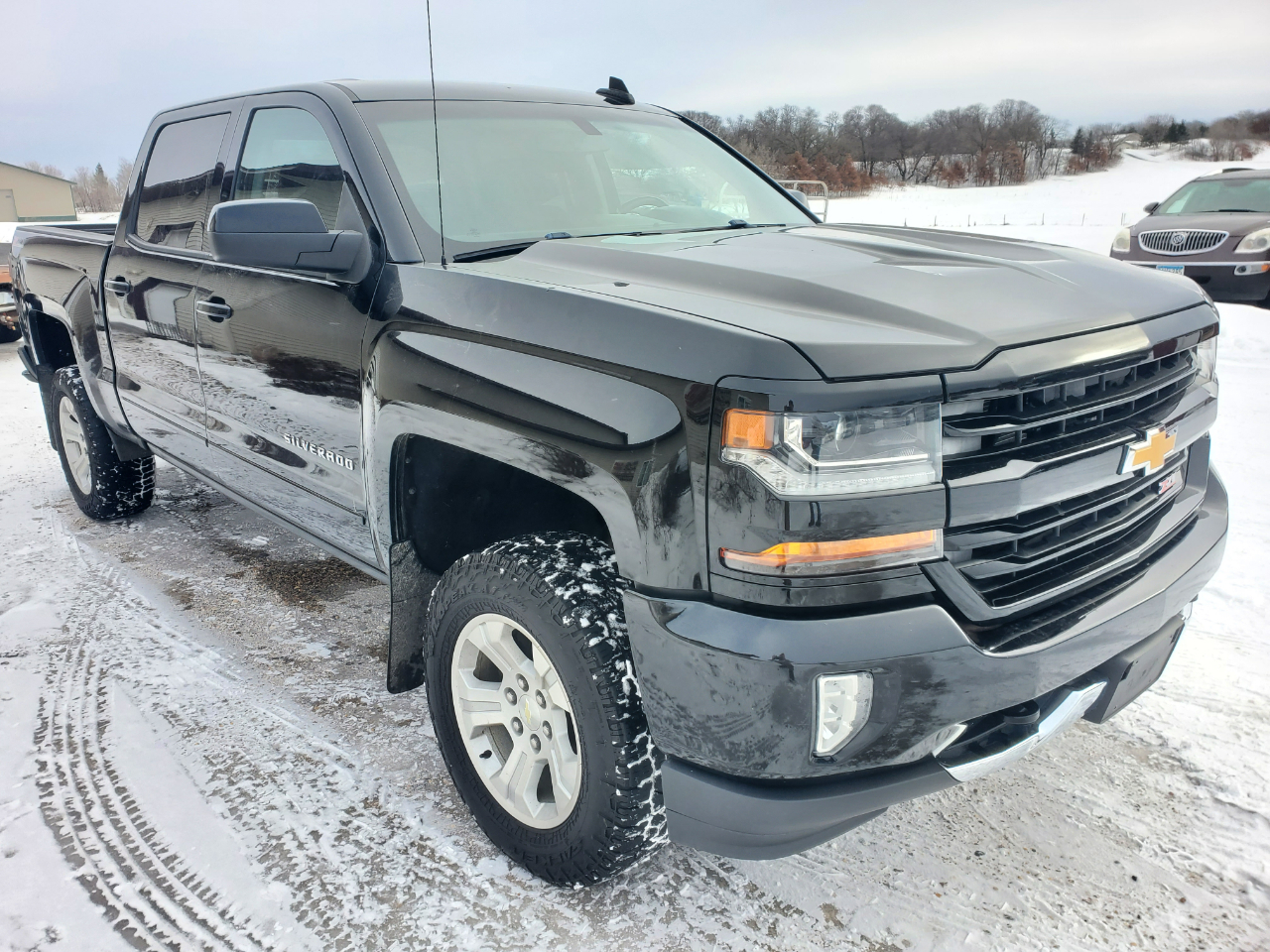 Chevrolet Silverado 1500 4WD Crew Cab 143.5" LT w/2LT 2016