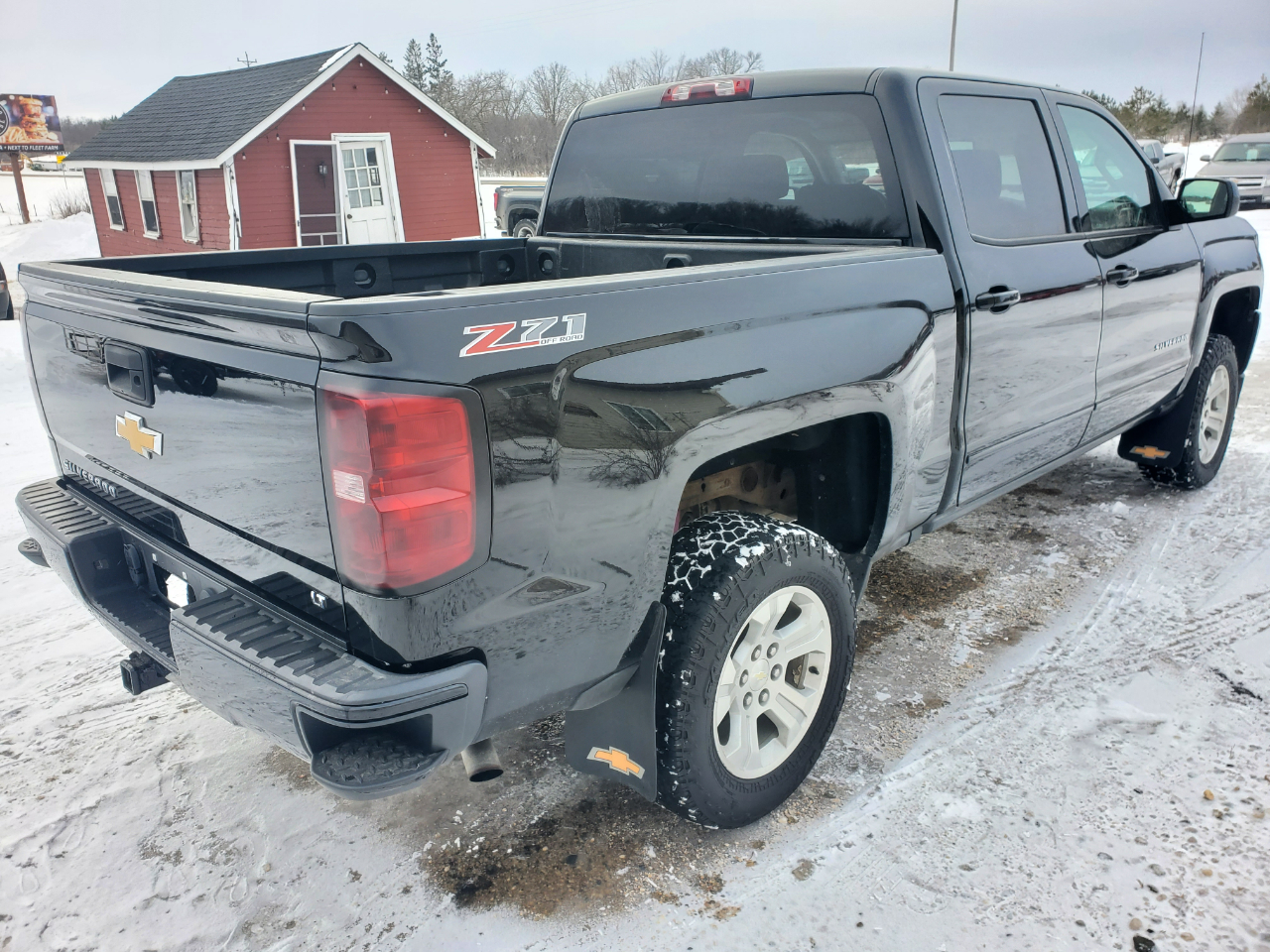 Chevrolet Silverado 1500 4WD Crew Cab 143.5" LT w/2LT 2016