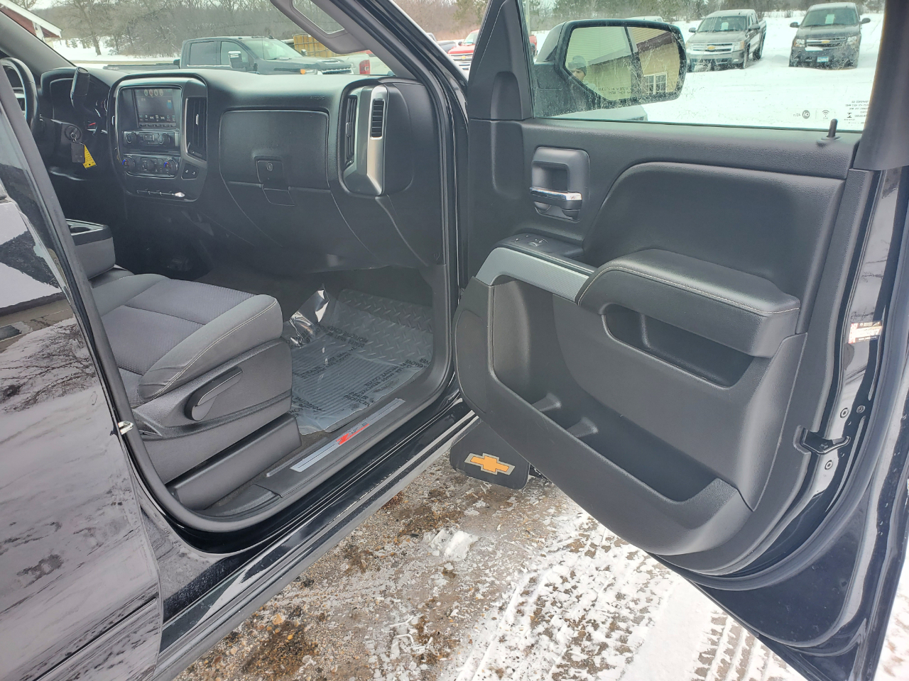 Chevrolet Silverado 1500 4WD Crew Cab 143.5" LT w/2LT 2016