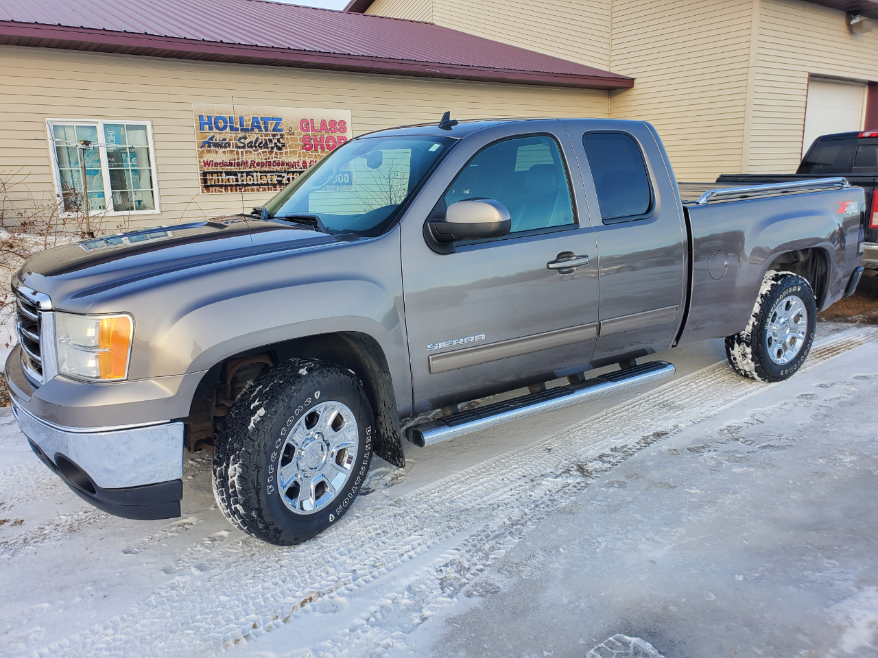 2013 GMC Sierra SLT's photo