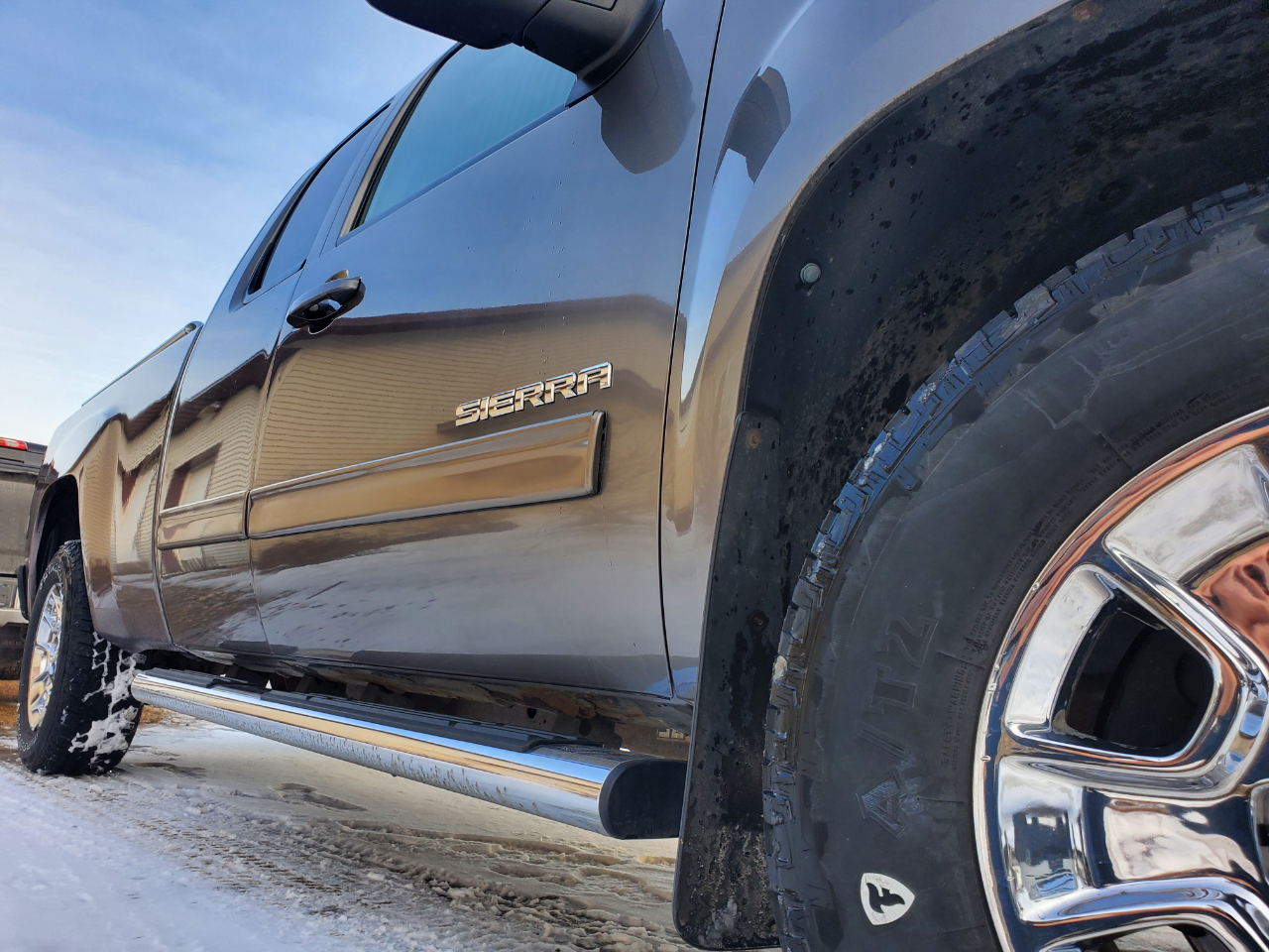 GMC Sierra 1500 4WD Ext Cab 143.5" SLT 2013