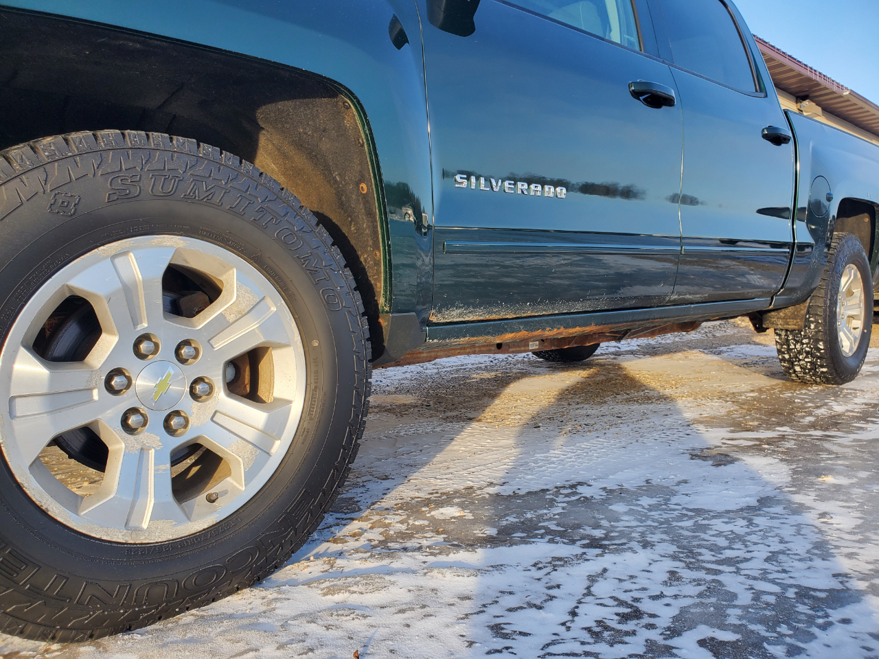 Chevrolet Silverado 1500 4WD Crew Cab 143.5" LT w/2LT 2015