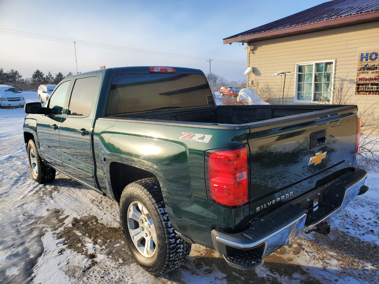 Chevrolet Silverado 1500 4WD Crew Cab 143.5" LT w/2LT 2015