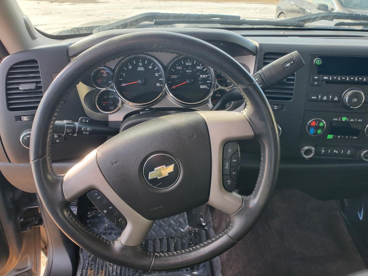 Chevrolet Silverado 1500 4WD Crew Cab 143.5" LT 2013