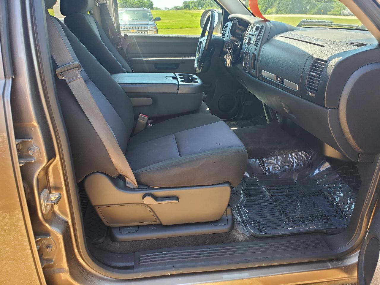 Chevrolet Silverado 1500 4WD Crew Cab 143.5" LT 2013