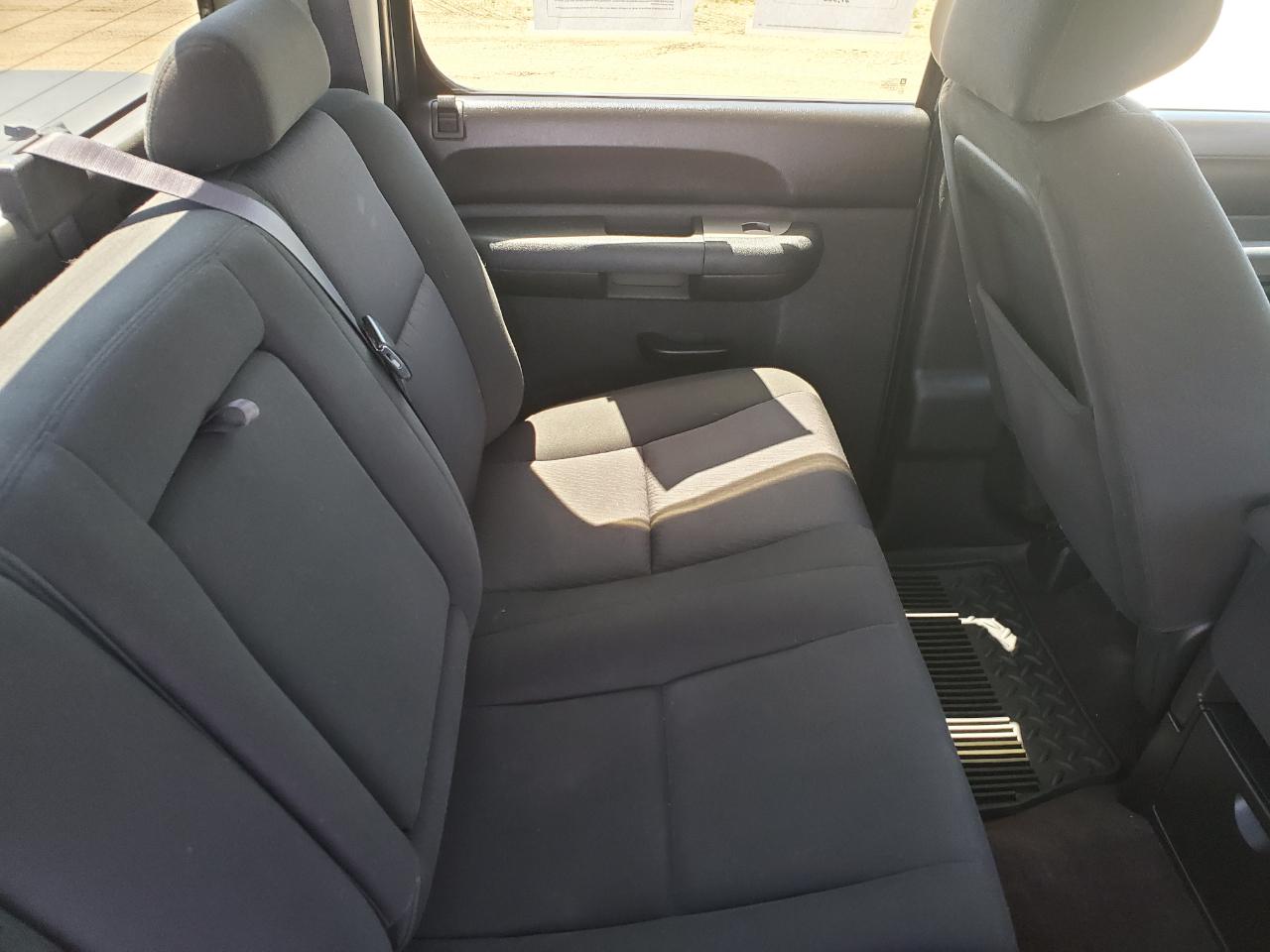 Chevrolet Silverado 1500 4WD Crew Cab 143.5" LT 2013