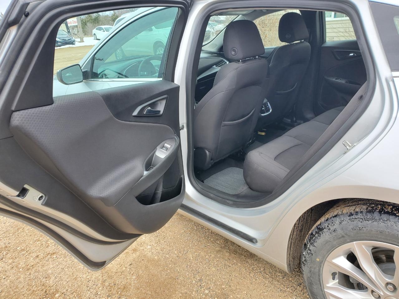 Chevrolet Malibu 4dr Sdn LT 2020