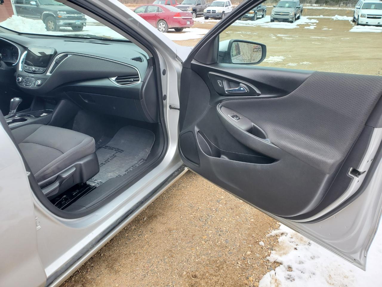 Chevrolet Malibu 4dr Sdn LT 2020