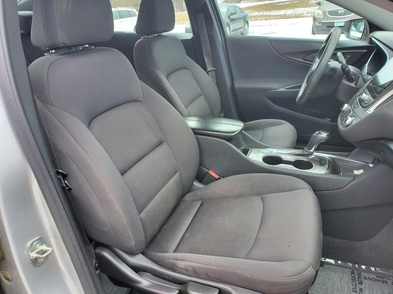 Chevrolet Malibu 4dr Sdn LT 2020