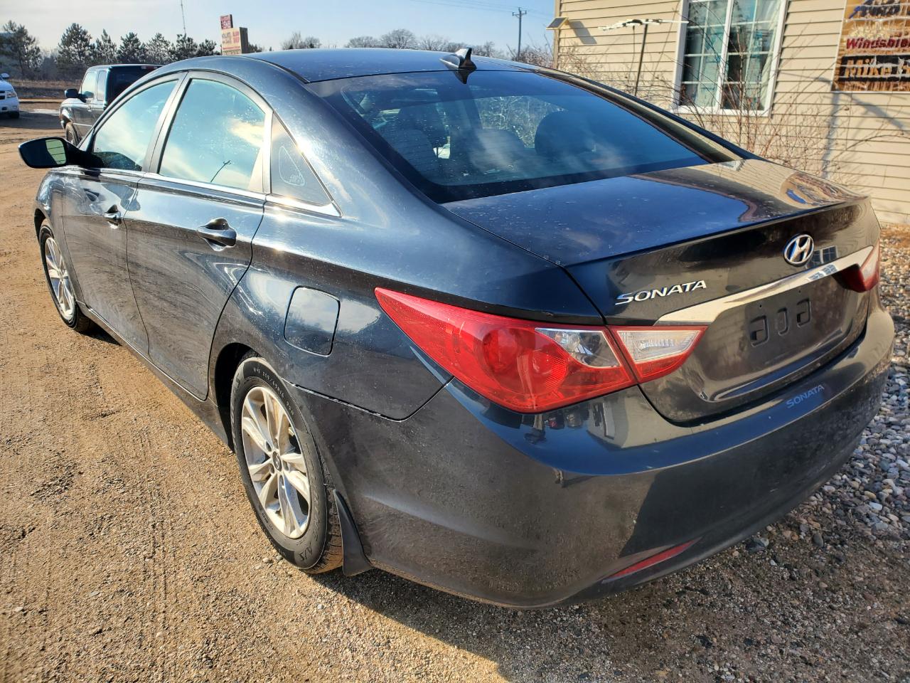 Hyundai Sonata 4dr Sdn 2.4L Auto GLS 2013