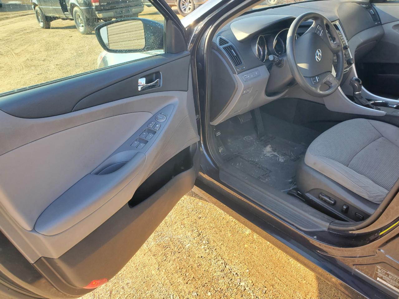 Hyundai Sonata 4dr Sdn 2.4L Auto GLS 2013