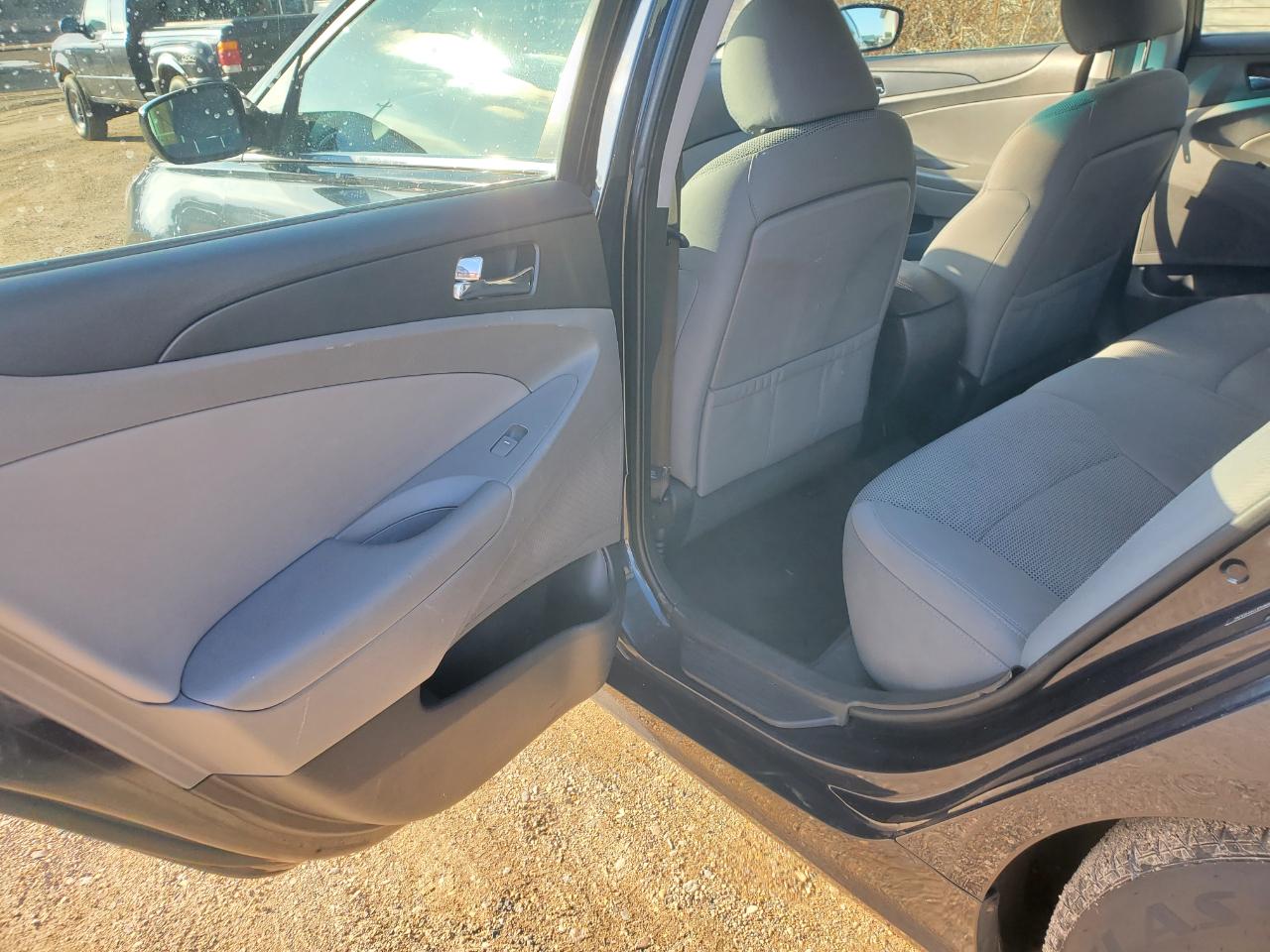 Hyundai Sonata 4dr Sdn 2.4L Auto GLS 2013