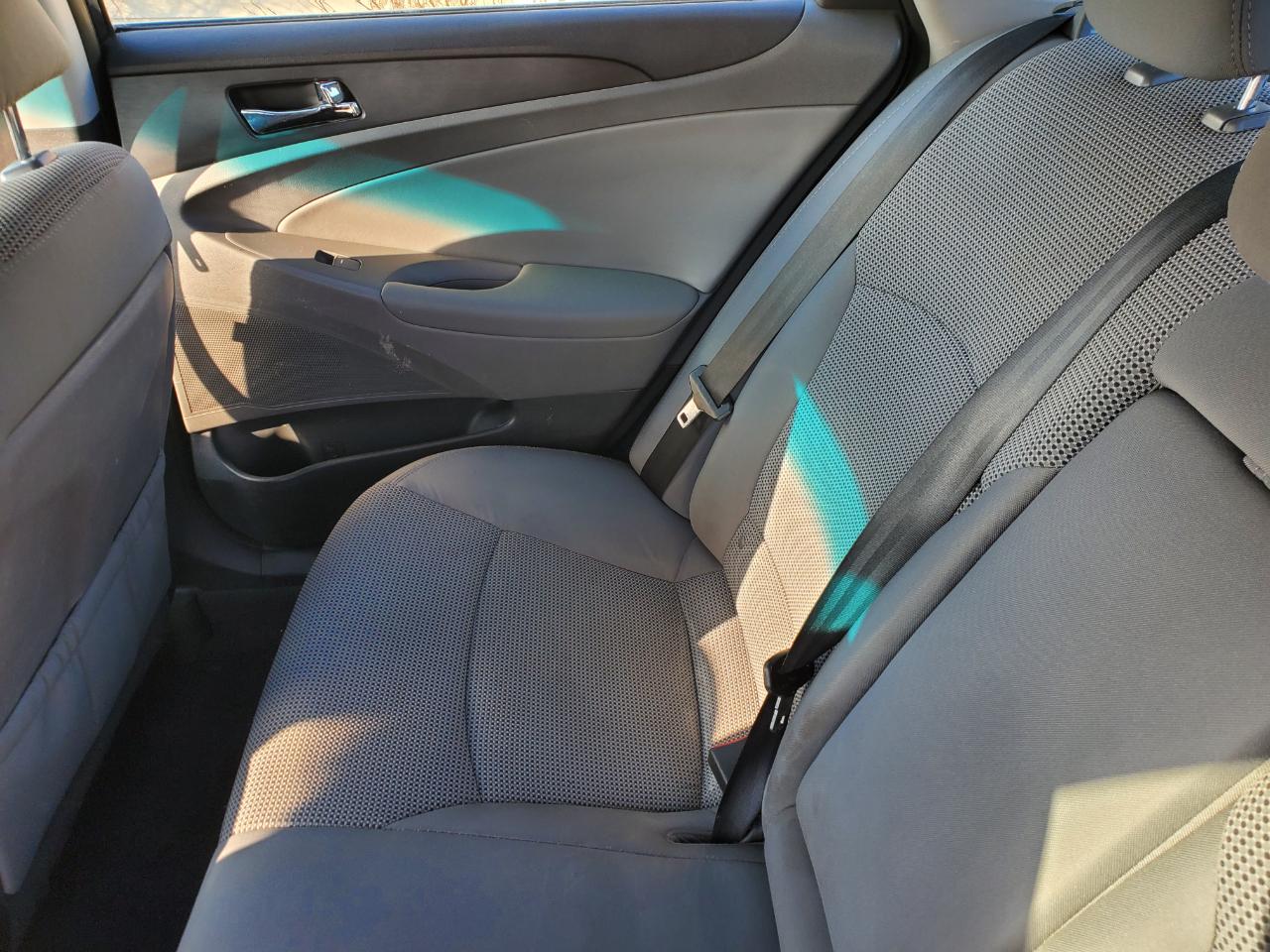 Hyundai Sonata 4dr Sdn 2.4L Auto GLS 2013