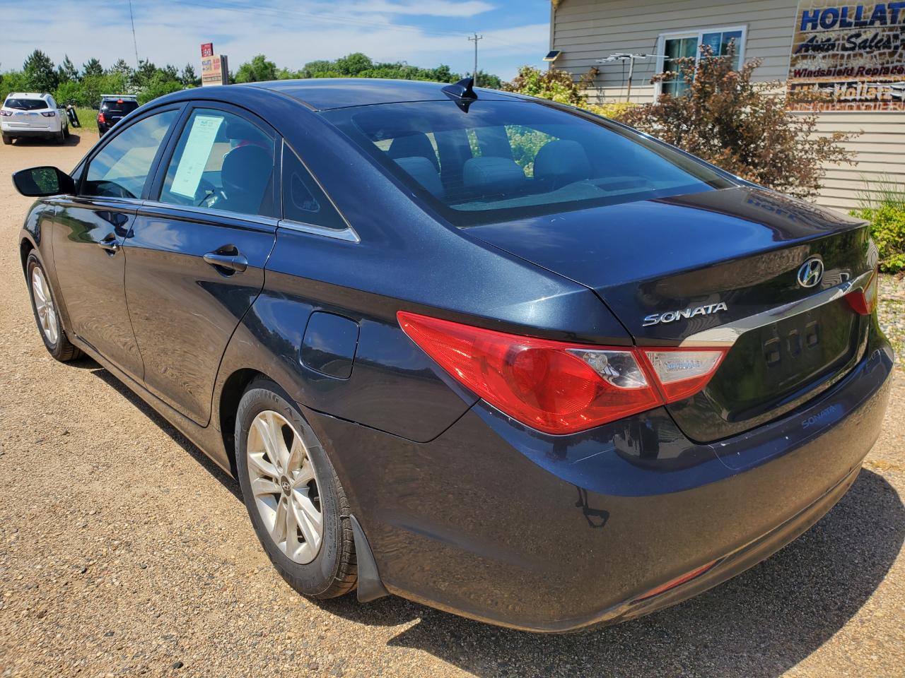 Hyundai Sonata 4dr Sdn 2.4L Auto GLS 2013