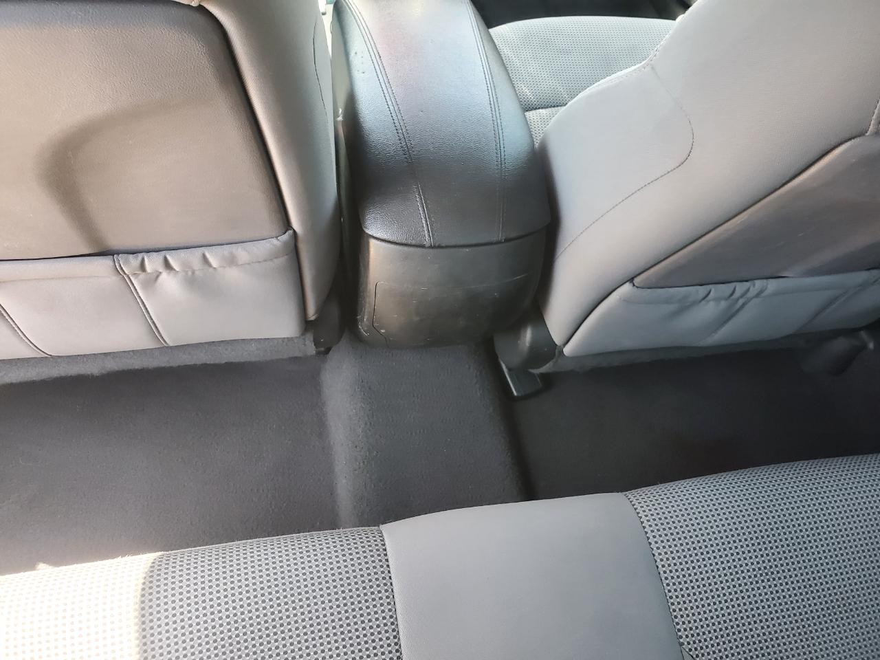 Hyundai Sonata 4dr Sdn 2.4L Auto GLS 2013