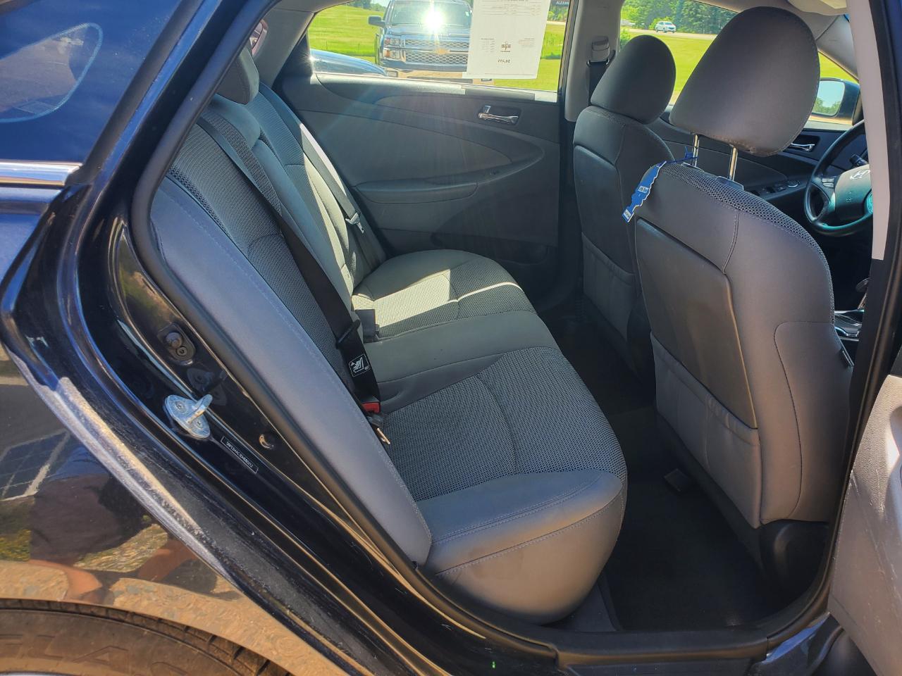Hyundai Sonata 4dr Sdn 2.4L Auto GLS 2013