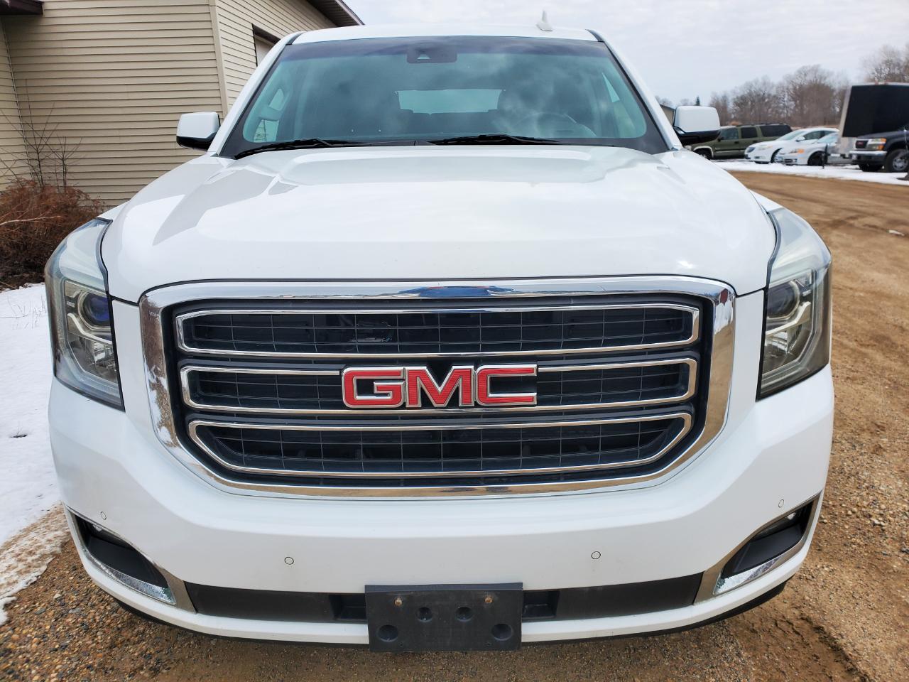 GMC Yukon XL 4WD 4dr SLT 2017