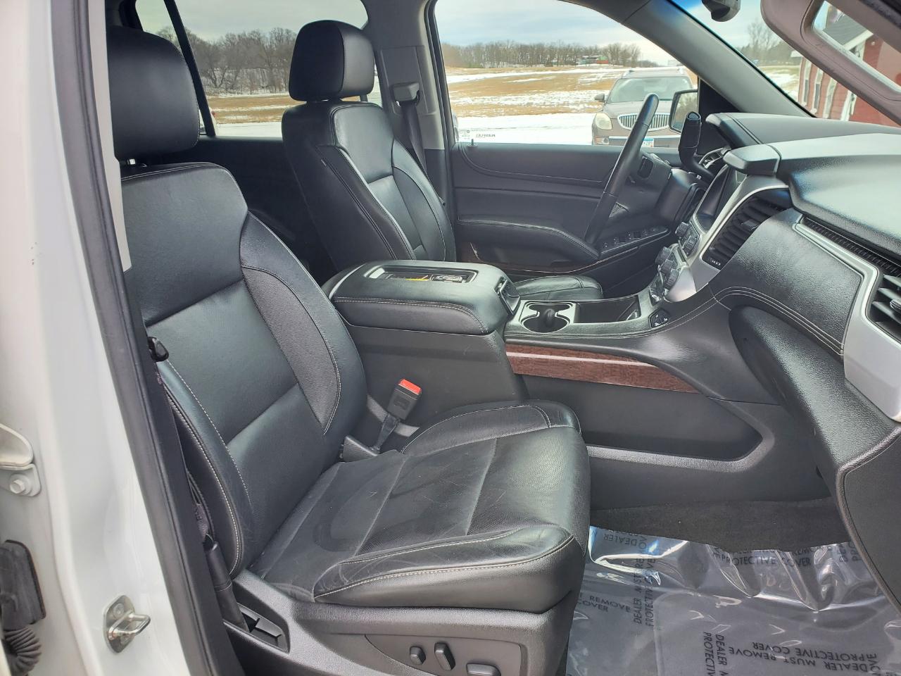 GMC Yukon XL 4WD 4dr SLT 2017