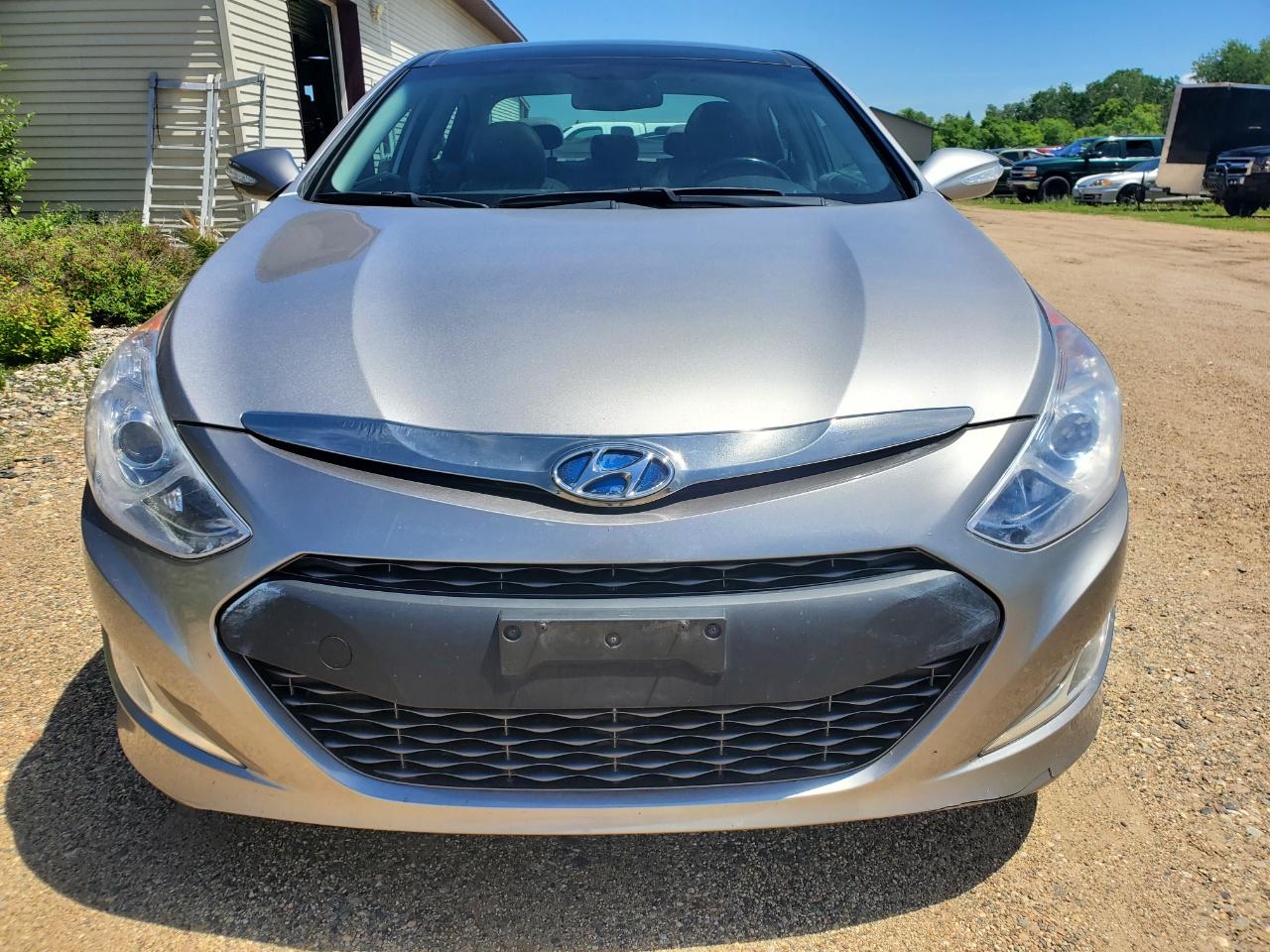 Hyundai Sonata 4dr Sdn 2.4L Auto Hybrid 2012