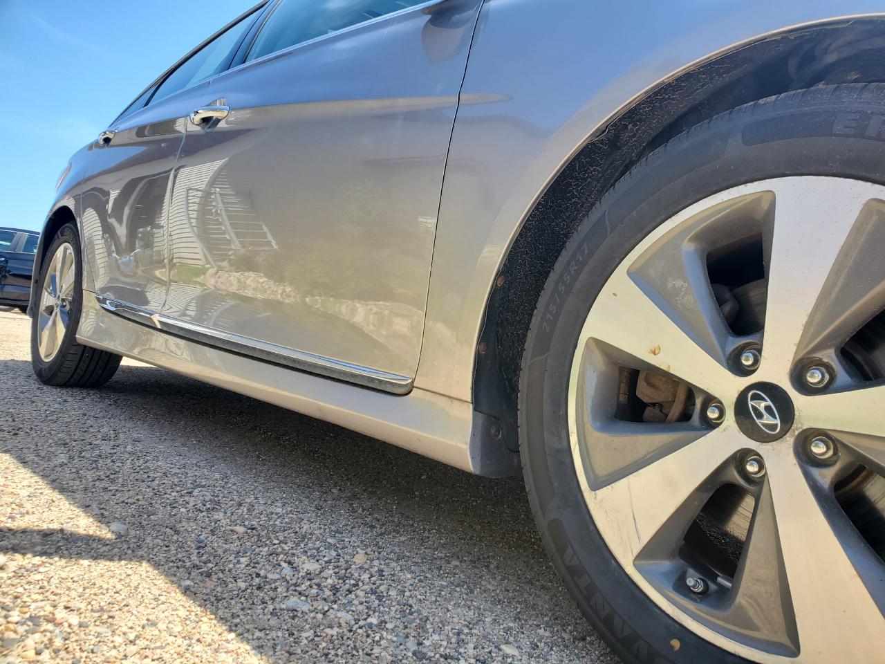 Hyundai Sonata 4dr Sdn 2.4L Auto Hybrid 2012